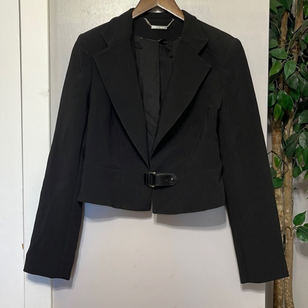 White House Black Market 8 Cropped Blazer Women Black Excellent Buckle‎ Front